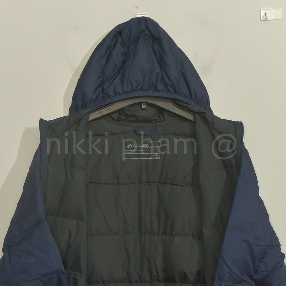 Eddie Bauer Men’s Hooded Down Jacket IN BLue - Picture 4 of 6